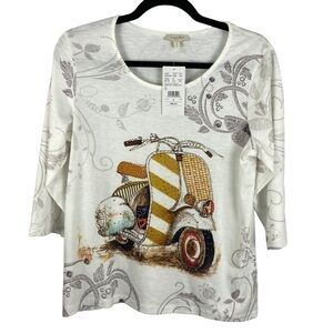 ✨3/$20✨ Laura Petites Graphic Top Scooter Print NWT Casual Small
